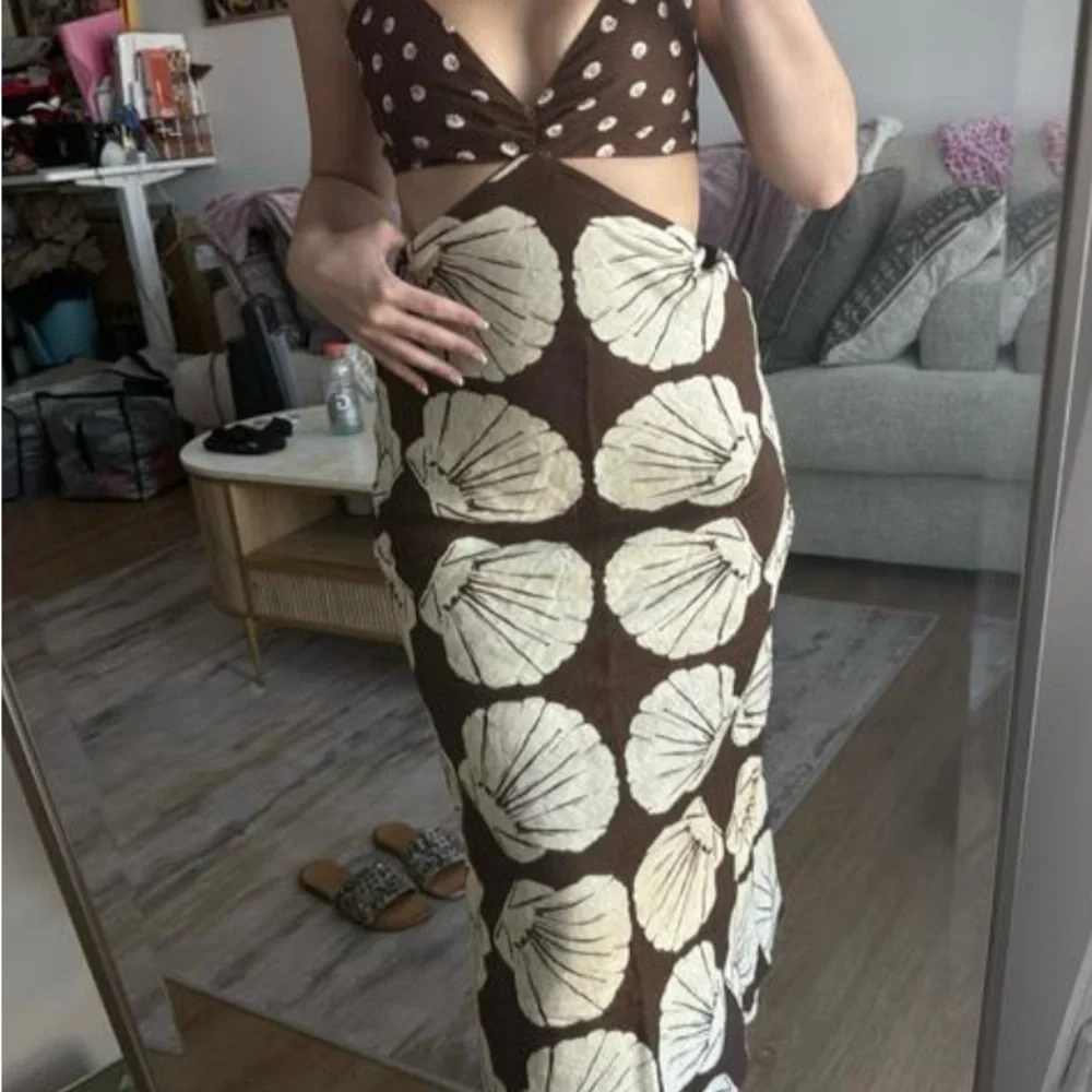 Abercrombie & Fitch Julia Slip Cutout Maxi Dress - Picture 4 of 4